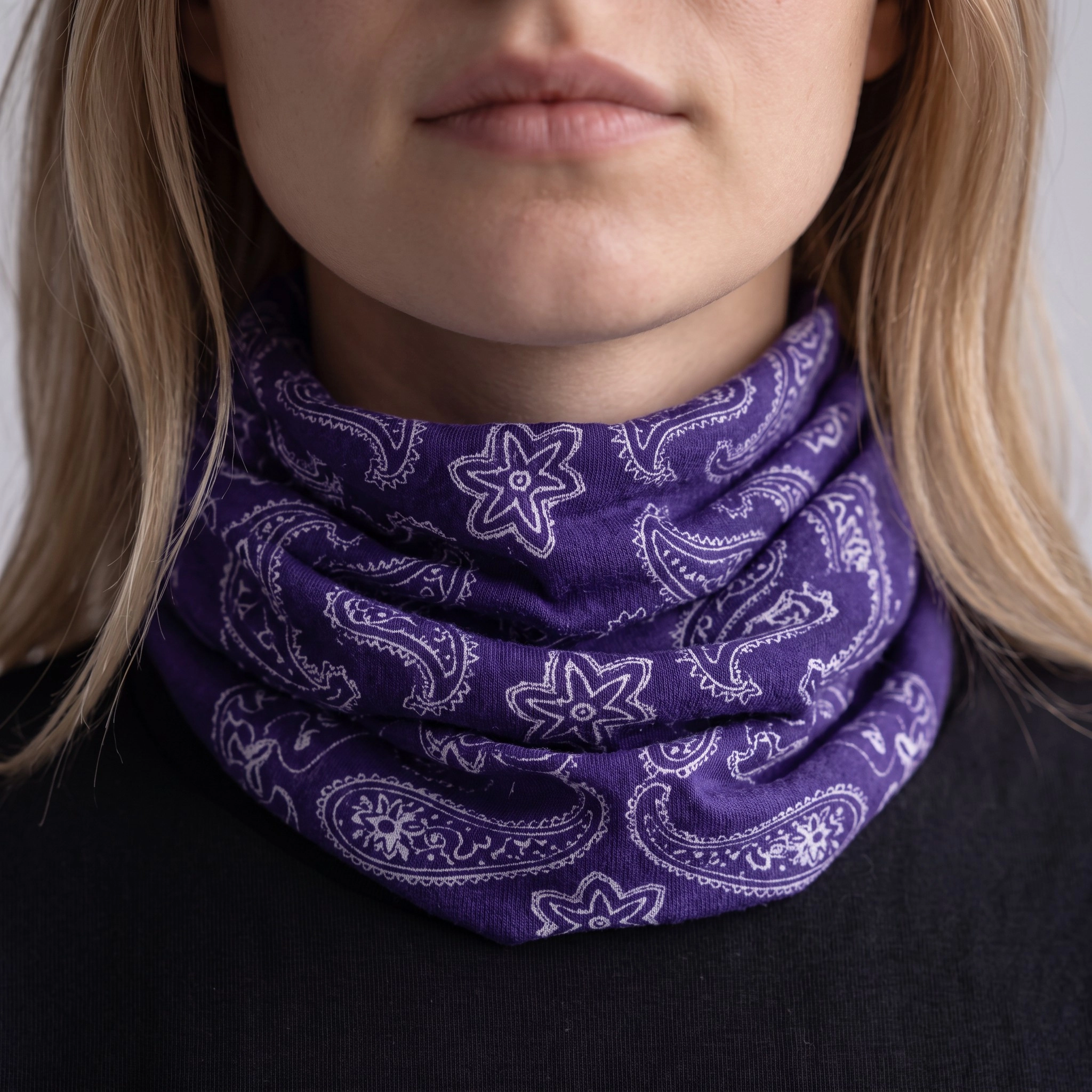 Çok Fonksiyonlu Dikişsiz  Mor Bandana-Motosiklet Yüz Maskesi, Spor Kafa Bandı ve Boyunluk