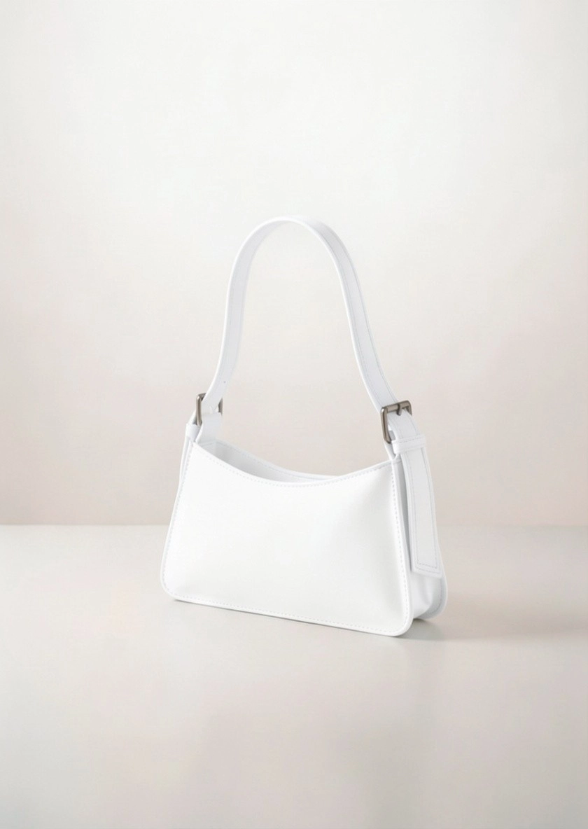 Kadın Beyaz Minimalist Baget Omuz Çantası